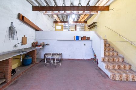 Casa à venda com 150m², 3 quartos e 2 vagas Casa à venda com 150m², 3 quartos e 2 vagasChurrasqueira