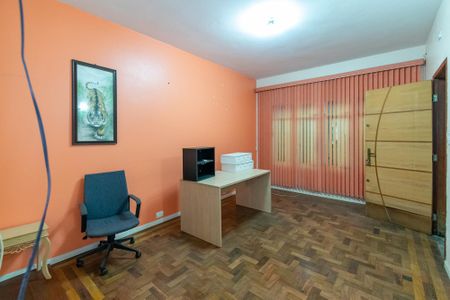 Casa à venda com 150m², 3 quartos e 2 vagas Casa à venda com 150m², 3 quartos e 2 vagasSala