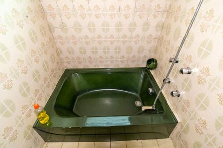 Casa à venda com 150m², 3 quartos e 2 vagas Casa à venda com 150m², 3 quartos e 2 vagasBanheiro da Suíte