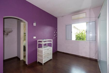 Casa à venda com 150m², 3 quartos e 2 vagas Casa à venda com 150m², 3 quartos e 2 vagasSuíte