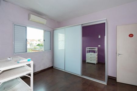 Casa à venda com 150m², 3 quartos e 2 vagas Casa à venda com 150m², 3 quartos e 2 vagasSuíte