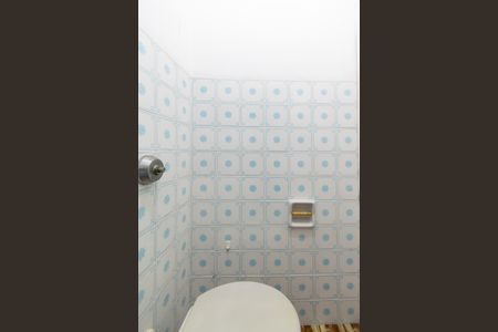 Casa à venda com 150m², 3 quartos e 2 vagas Casa à venda com 150m², 3 quartos e 2 vagasBanheiro de serviço