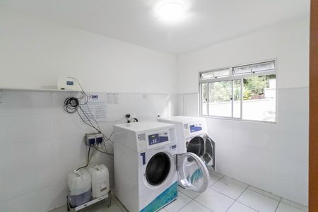 Apartamento à venda com 49m², 2 quartos e 1 vaga Apartamento à venda com 49m², 2 quartos e 1 vagaLavanderia