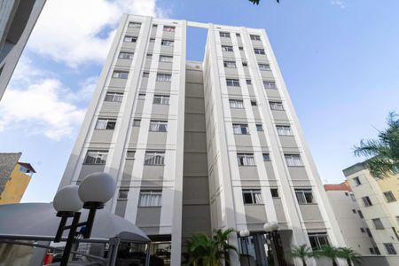 Apartamento à venda com 49m², 2 quartos e 1 vaga Apartamento à venda com 49m², 2 quartos e 1 vagaFachada