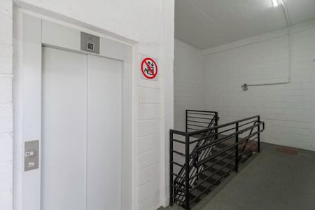 Apartamento à venda com 49m², 2 quartos e 1 vaga Apartamento à venda com 49m², 2 quartos e 1 vagaEntrada