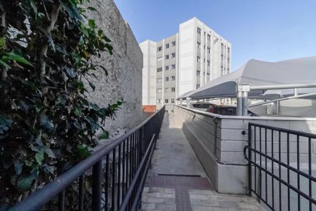 Apartamento à venda com 49m², 2 quartos e 1 vaga Apartamento à venda com 49m², 2 quartos e 1 vagaEntrada