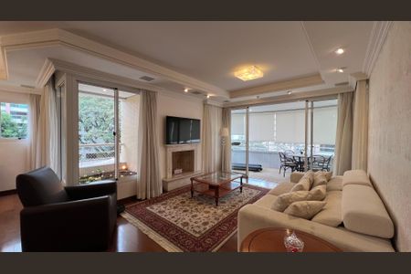 Apartamento à venda com 218m², 4 quartos e 3 vagasSala de TV