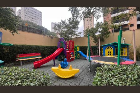 Apartamento à venda com 218m², 4 quartos e 3 vagasPlayground