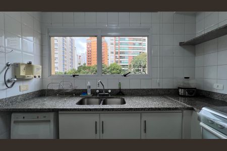 Apartamento à venda com 218m², 4 quartos e 3 vagasCozinha
