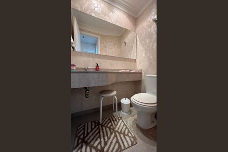 Apartamento à venda com 218m², 4 quartos e 3 vagasLavabo