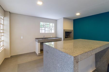 Apartamento para alugar com 35m², 2 quartos e 1 vagaÁrea comum - Churrasqueira