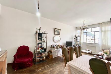 Apartamento à venda com 110m², 3 quartos e 2 vagasSala