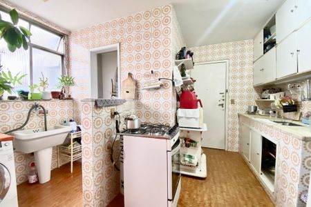 Apartamento à venda com 110m², 3 quartos e 2 vagasCozinha