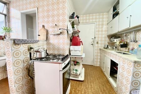 Apartamento à venda com 110m², 3 quartos e 2 vagasCozinha