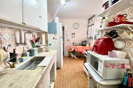 Apartamento à venda com 110m², 3 quartos e 2 vagasCozinha