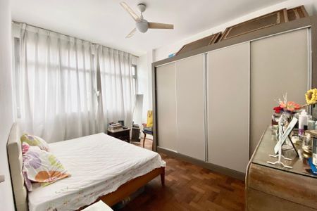 Apartamento à venda com 110m², 3 quartos e 2 vagasQuarto 2