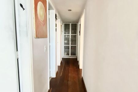 Apartamento à venda com 110m², 3 quartos e 2 vagasCorredor