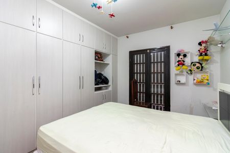 Casa à venda com 180m², 4 quartos e 2 vagas Casa à venda com 180m², 4 quartos e 2 vagasQuarto 1