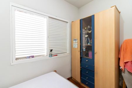 Casa à venda com 180m², 4 quartos e 2 vagas Casa à venda com 180m², 4 quartos e 2 vagasQuarto 3