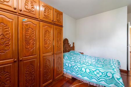 Casa à venda com 180m², 4 quartos e 2 vagas Casa à venda com 180m², 4 quartos e 2 vagasQuarto 2