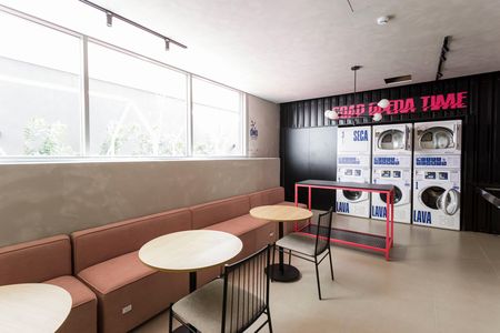 Studio para alugar com 24m², 1 quarto e sem vaga Studio para alugar com 24m², 1 quarto e sem vagaÁrea comum - Lavanderia