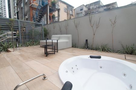 Apartamento à venda com 30m², 1 quarto e sem vaga Apartamento à venda com 30m², 1 quarto e sem vagaÁrea comum