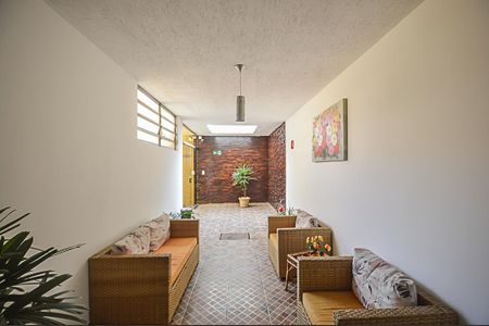 Apartamento à venda com 45m², 1 quarto e 1 vagaHall de entrada