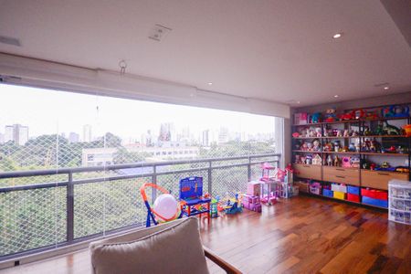 Apartamento à venda com 243m², 3 quartos e 3 vagasSala