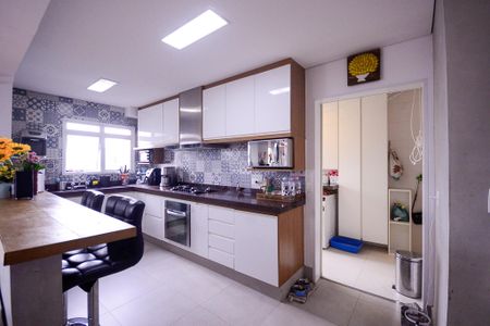 Apartamento à venda com 243m², 3 quartos e 3 vagasCozinha