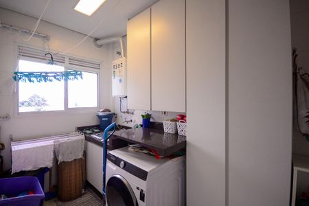 Apartamento à venda com 243m², 3 quartos e 3 vagasÁrea de Serviço