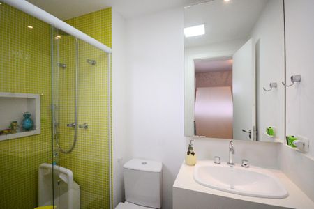 Apartamento à venda com 243m², 3 quartos e 3 vagasBanheiro  Suite 1
