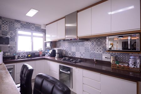 Apartamento à venda com 243m², 3 quartos e 3 vagasCozinha