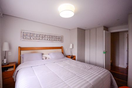 Apartamento à venda com 243m², 3 quartos e 3 vagas Suite 2