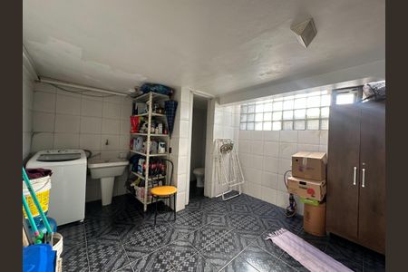 Casa à venda com 120m², 2 quartos e 1 vagaÁrea de Serviço