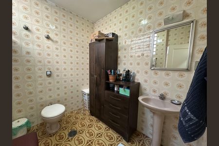 Casa à venda com 120m², 2 quartos e 1 vagaBanheiro Social