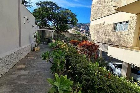 Apartamento à venda com 107m², 3 quartos e 1 vaga