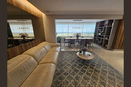 Apartamento à venda com 124m², 4 quartos e 2 vagas