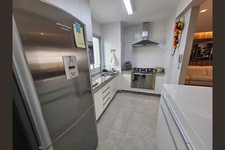 Apartamento à venda com 124m², 4 quartos e 2 vagas