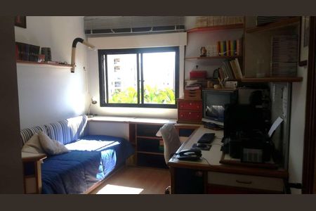 Apartamento à venda com 184m², 4 quartos e 3 vagas