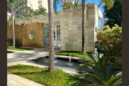 Apartamento à venda com 212m², 4 quartos e 4 vagas