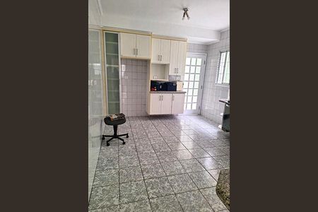 Casa à venda com 140m², 3 quartos e 2 vagas