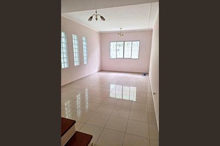 Casa à venda com 140m², 3 quartos e 2 vagas