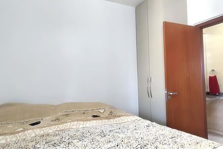 Apartamento à venda com 184m², 4 quartos e 2 vagas
