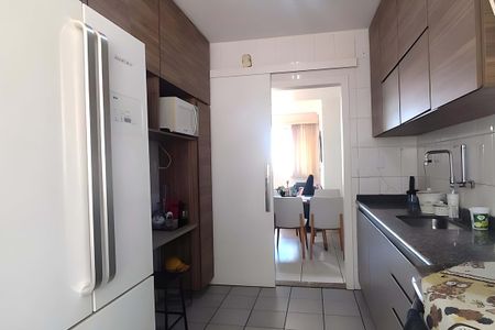 Apartamento à venda com 184m², 4 quartos e 2 vagas