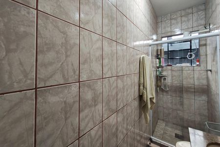 Casa à venda com 186m², 3 quartos e 2 vagasBanheiro