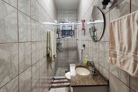 Casa à venda com 186m², 3 quartos e 2 vagasBanheiro