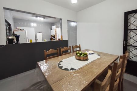 Casa à venda com 186m², 3 quartos e 2 vagasSala de Jantar