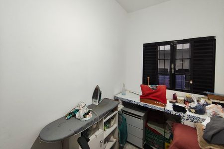 Casa à venda com 186m², 3 quartos e 2 vagasQuarto 3