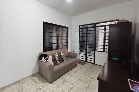 Casa à venda com 186m², 3 quartos e 2 vagasSala de Estar