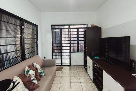 Casa à venda com 186m², 3 quartos e 2 vagasSala de Estar